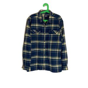 Patagonia Men's Large Plaid button down 100% organic cotton
